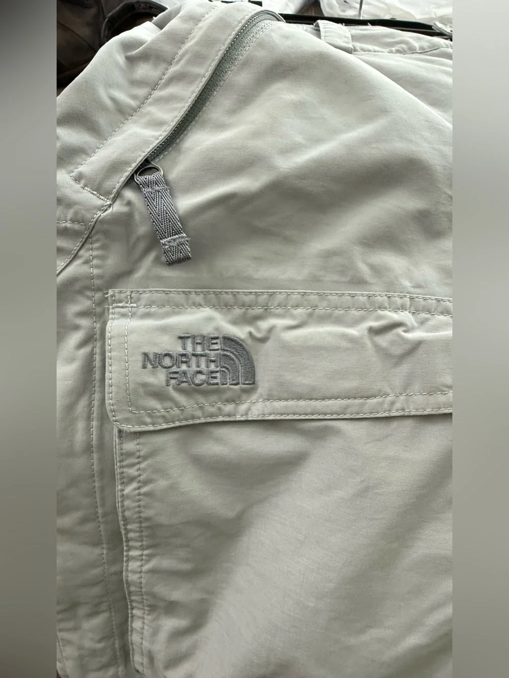 The North Face | HyVent Ski/Snowboard Pant |Size Small - Picture 5 of 10